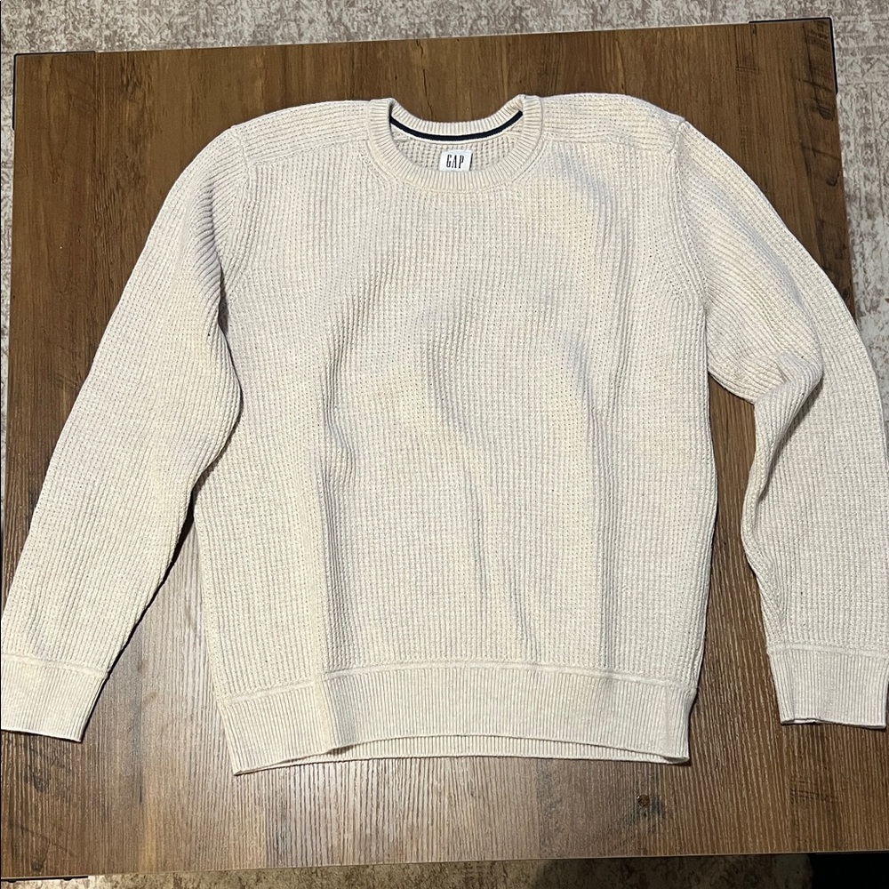 GAP Men's Beige Crewneck Sweater